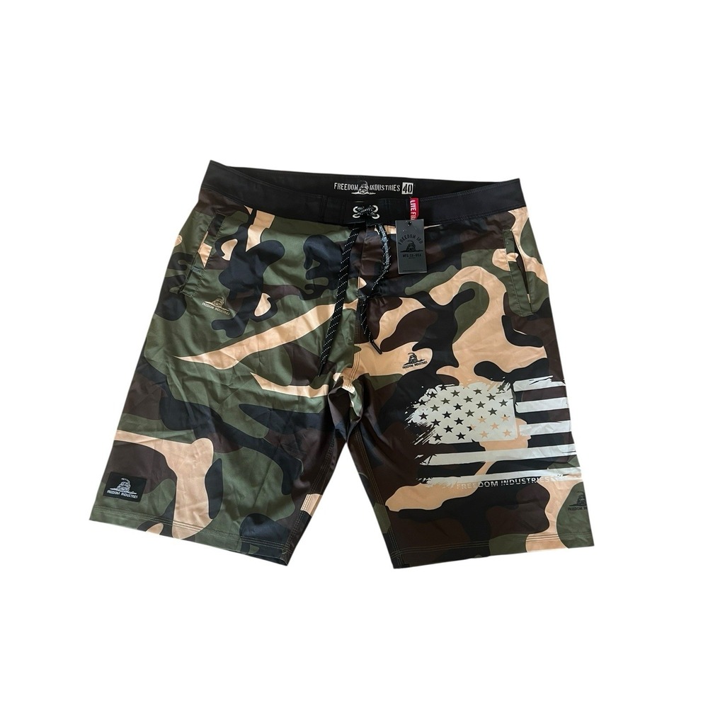 Freedom Industries Mens Green Black Brown Camo USA Flag Board Shorts - Size 40